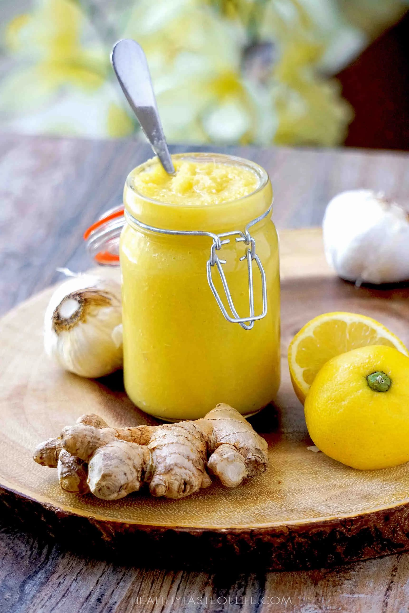 Garlic, Ginger & Lemon Honey Tonic